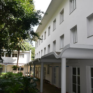 Pintura dos prédios no campus Marquês