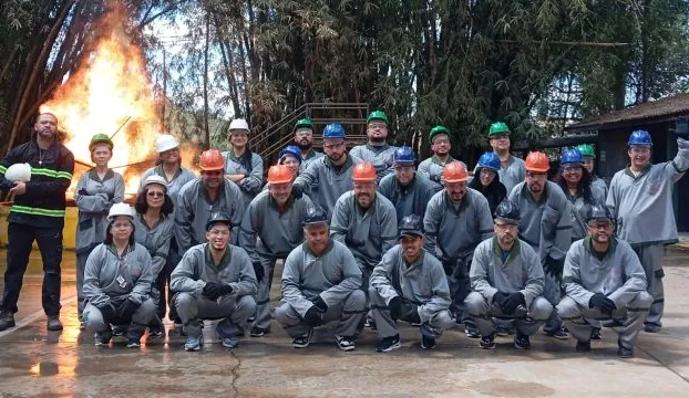 Funcionários brigadistas participam de treinamento
