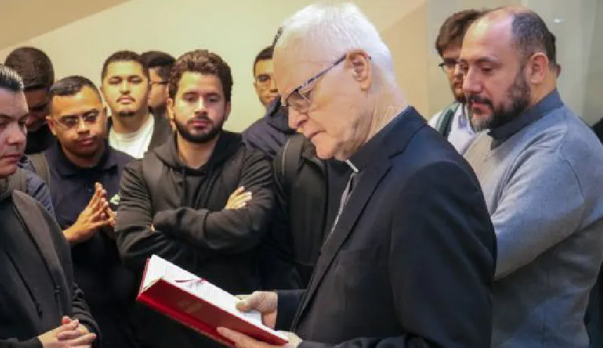 Imagem Padre