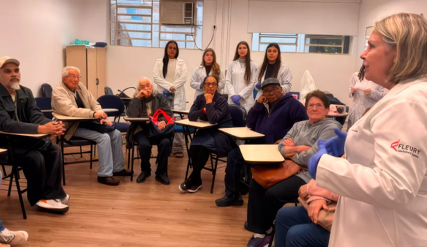 Atividade na Derdic envolve estudantes e pacientes na prevenção de engasgos